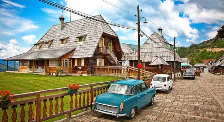 Drvengrad Mećavnik
